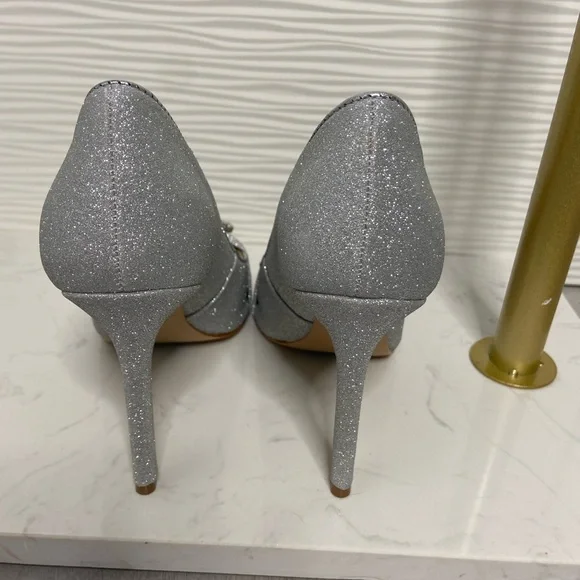 SCHUTZ Meisho Glam Silver Metallic Pointed Toe Heels Size 7 - Picture 4 of 8